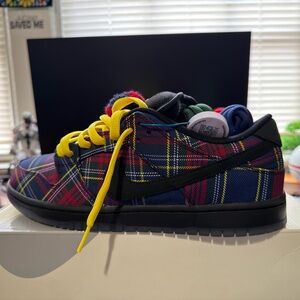 Nike SB Low Dunk Nardwuar